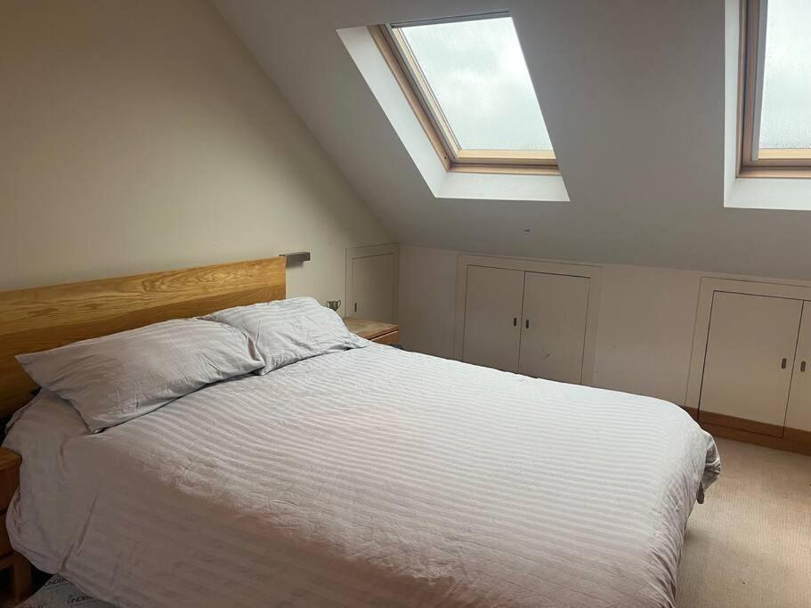 Four Bedroom Modern Victorian Wandsworth House London Exterior photo